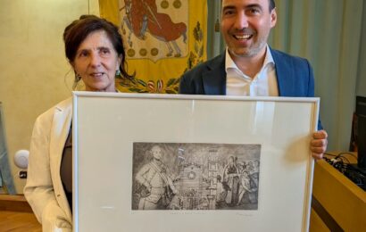 L’ARTE DELL’INCISIONE CELEBRA PIETRO LEOPOLDO: DONATA UN’ACQUAFORTE AL PRESIDENTE DELLA PROVINCIA DI PRATO L’ARTE DELL’INCISIONE CELEBRA PIETRO LEOPOLDO: DONATA UN’ACQUAFORTE AL PRESIDENTE DELLA PROVINCIA DI PRATO