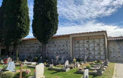 poggio. CIMITERO COMUNALE, LAVORI SOSPESI PER OGNISSANTI: ACCESSO AGEVOLATO PER LE VISITE AI DEFUNTI poggio. CIMITERO COMUNALE, LAVORI SOSPESI PER OGNISSANTI: ACCESSO AGEVOLATO PER LE VISITE AI DEFUNTI