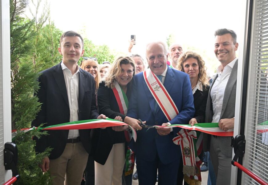 A MONSUMMANO TERME APRE IL NUOVO OSPEDALE DI COMUNITÀ DELLA VALDINIEVOLE A MONSUMMANO TERME APRE IL NUOVO OSPEDALE DI COMUNITÀ DELLA VALDINIEVOLE