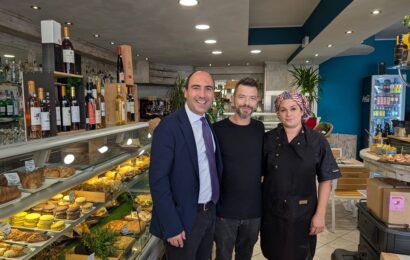 montemurlo. IN VIA LABRIOLA APRE “SOSTA SELVAGGIA”, LA SCOMMESSA DI UNA COPPIA DI GIOVANI IMPRENDITORI montemurlo. IN VIA LABRIOLA APRE “SOSTA SELVAGGIA”, LA SCOMMESSA DI UNA COPPIA DI GIOVANI IMPRENDITORI
